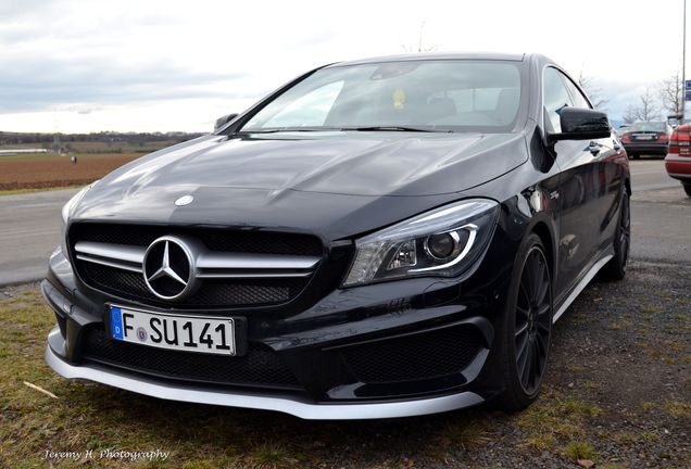 Mercedes-Benz CLA 45 AMG C117