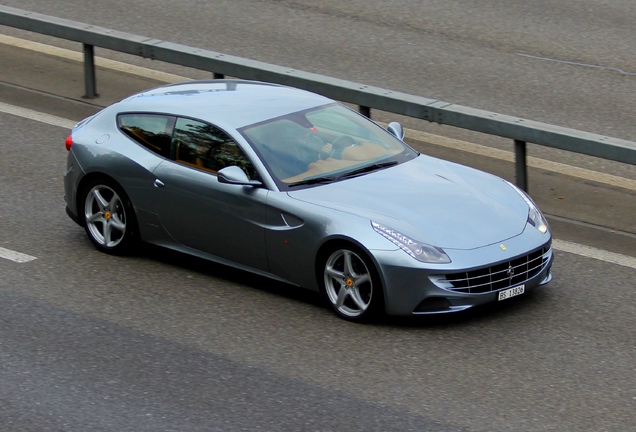 Ferrari FF