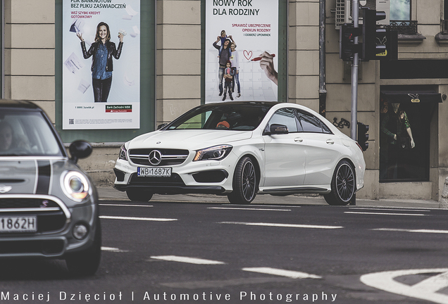 Mercedes-Benz CLA 45 AMG C117