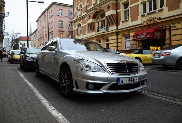 Mercedes-Benz S 63 AMG W221