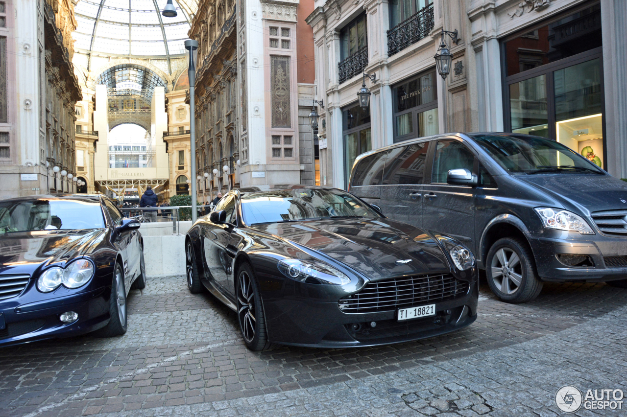 Aston Martin V8 Vantage S