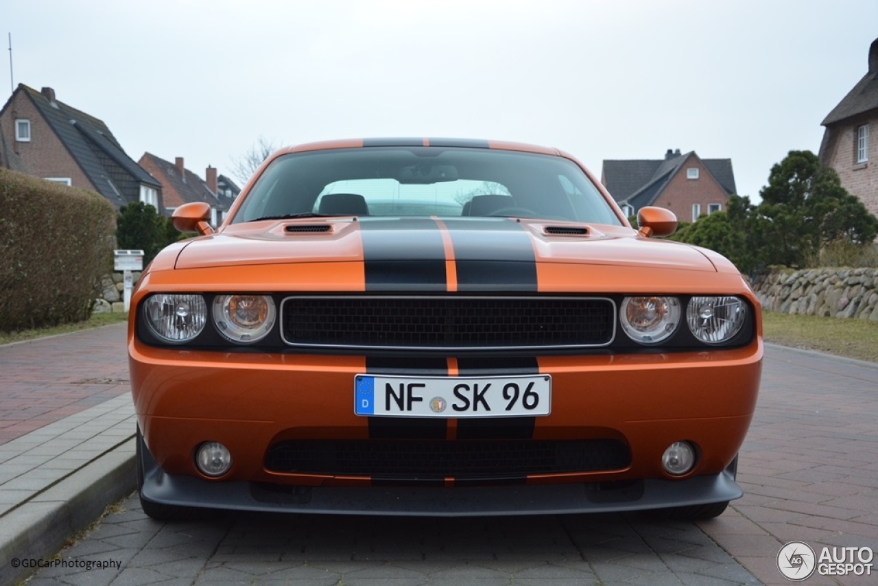 Dodge Challenger SRT-8 392