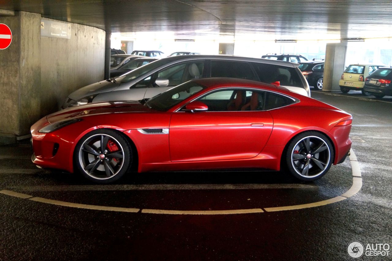 Jaguar F-TYPE R Coupé