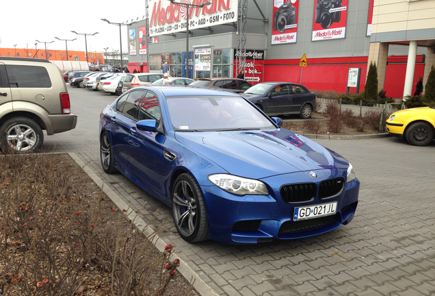 BMW M5 F10 2011