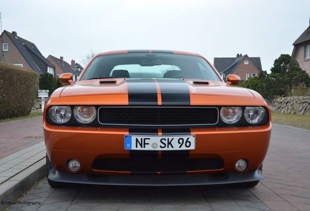 Dodge Challenger SRT-8 392