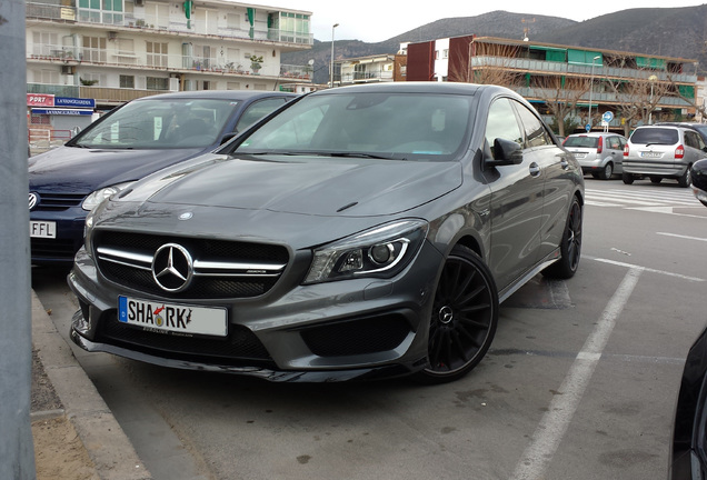 Mercedes-Benz CLA 45 AMG C117