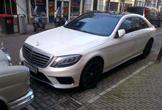 Mercedes-Benz S 63 AMG V222