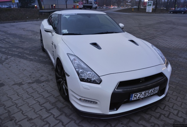 Nissan GT-R HKS GT800