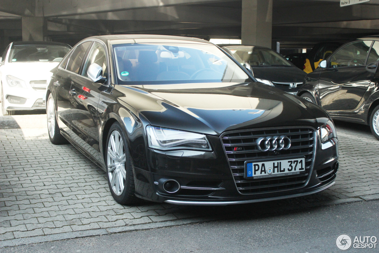 Audi S8 D4