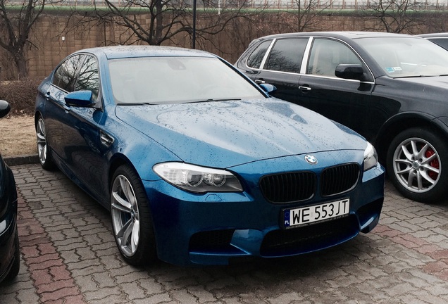 BMW M5 F10 2011