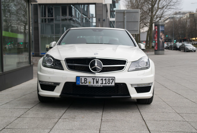 Mercedes-Benz C 63 AMG W204 2012