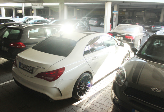 Mercedes-Benz CLA 45 AMG C117