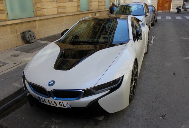 BMW i8