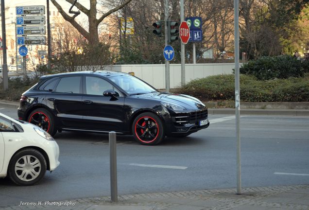 Porsche 95B Macan Turbo