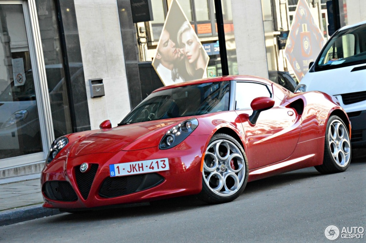 Alfa Romeo 4C Coupé