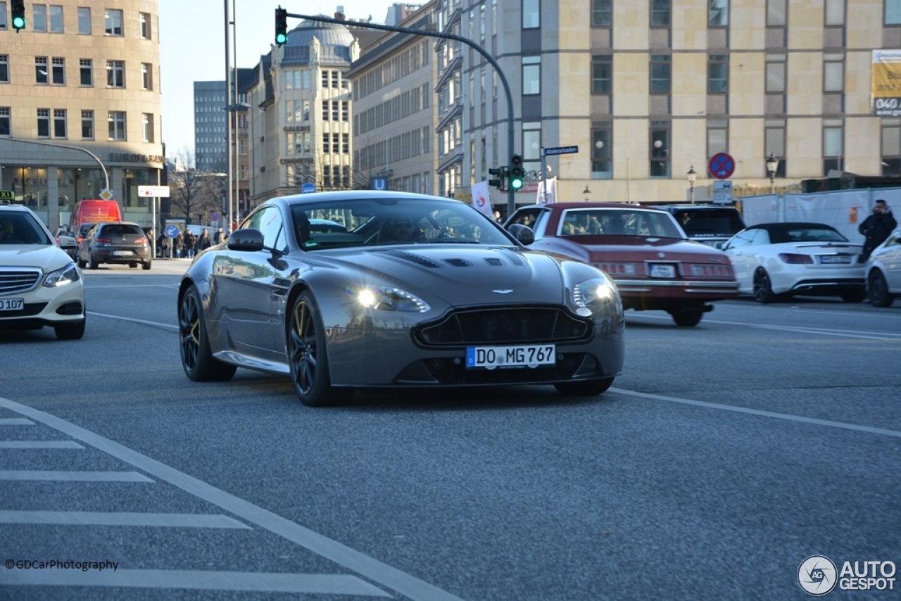 Aston Martin V12 Vantage S