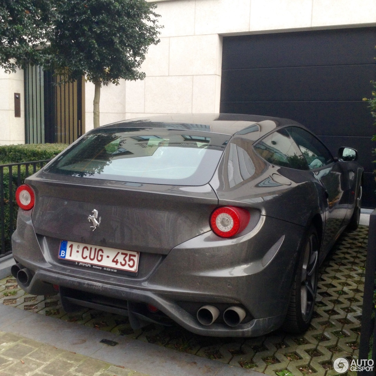 Ferrari FF