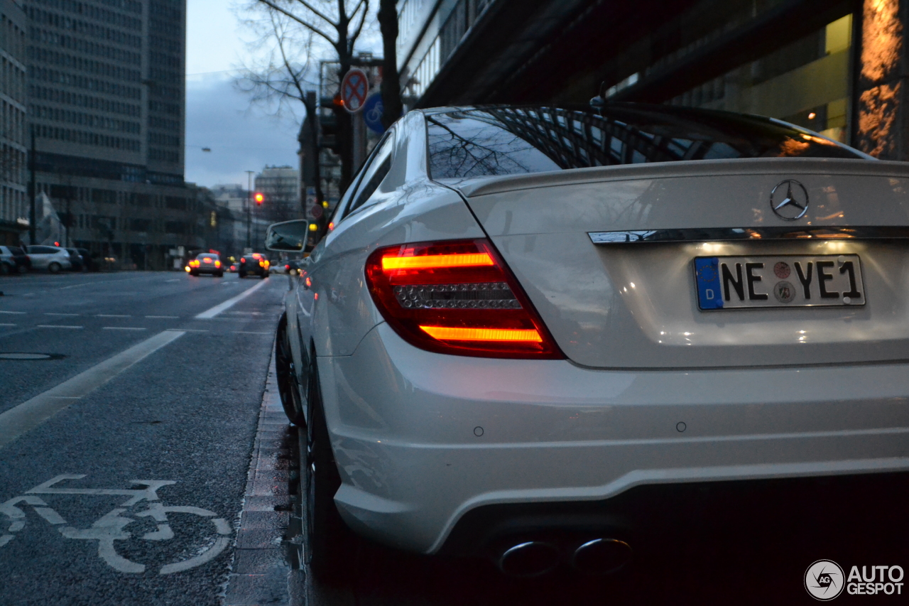 Mercedes-Benz C 63 AMG Coupé