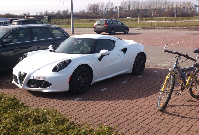 Alfa Romeo 4C Coupé