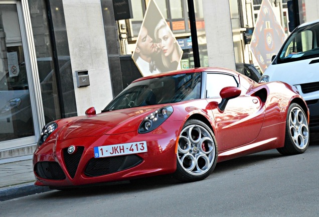 Alfa Romeo 4C Coupé