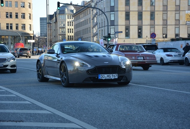 Aston Martin V12 Vantage S