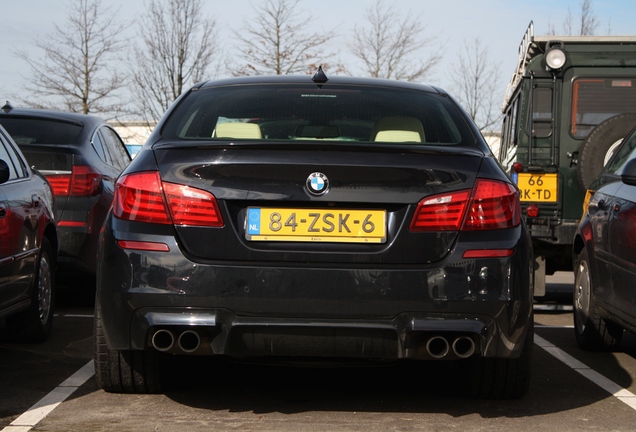 BMW M5 F10 2011