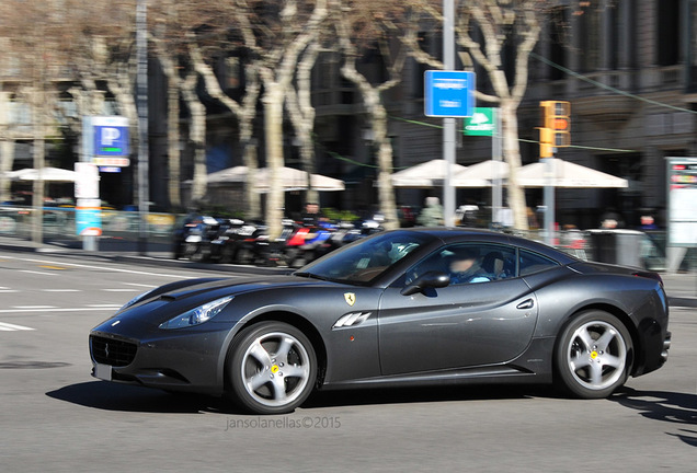Ferrari California