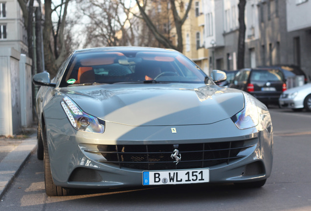 Ferrari FF