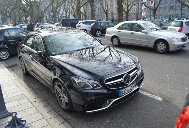 Mercedes-Benz E 63 AMG S W212