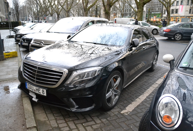 Mercedes-Benz S 63 AMG V222