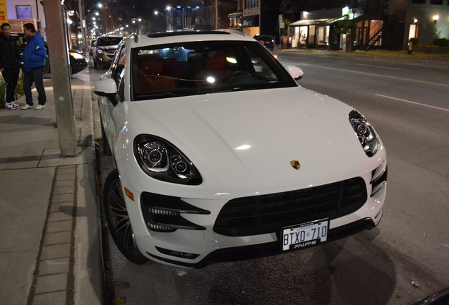 Porsche 95B Macan Turbo