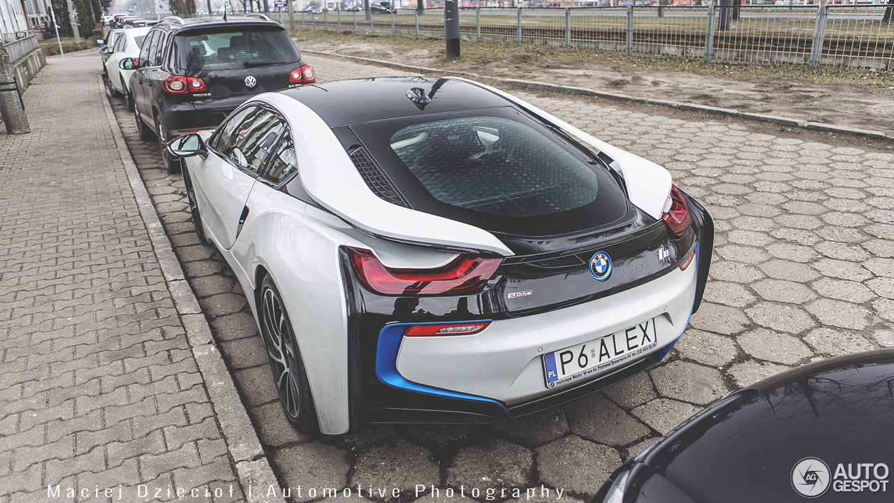 BMW i8