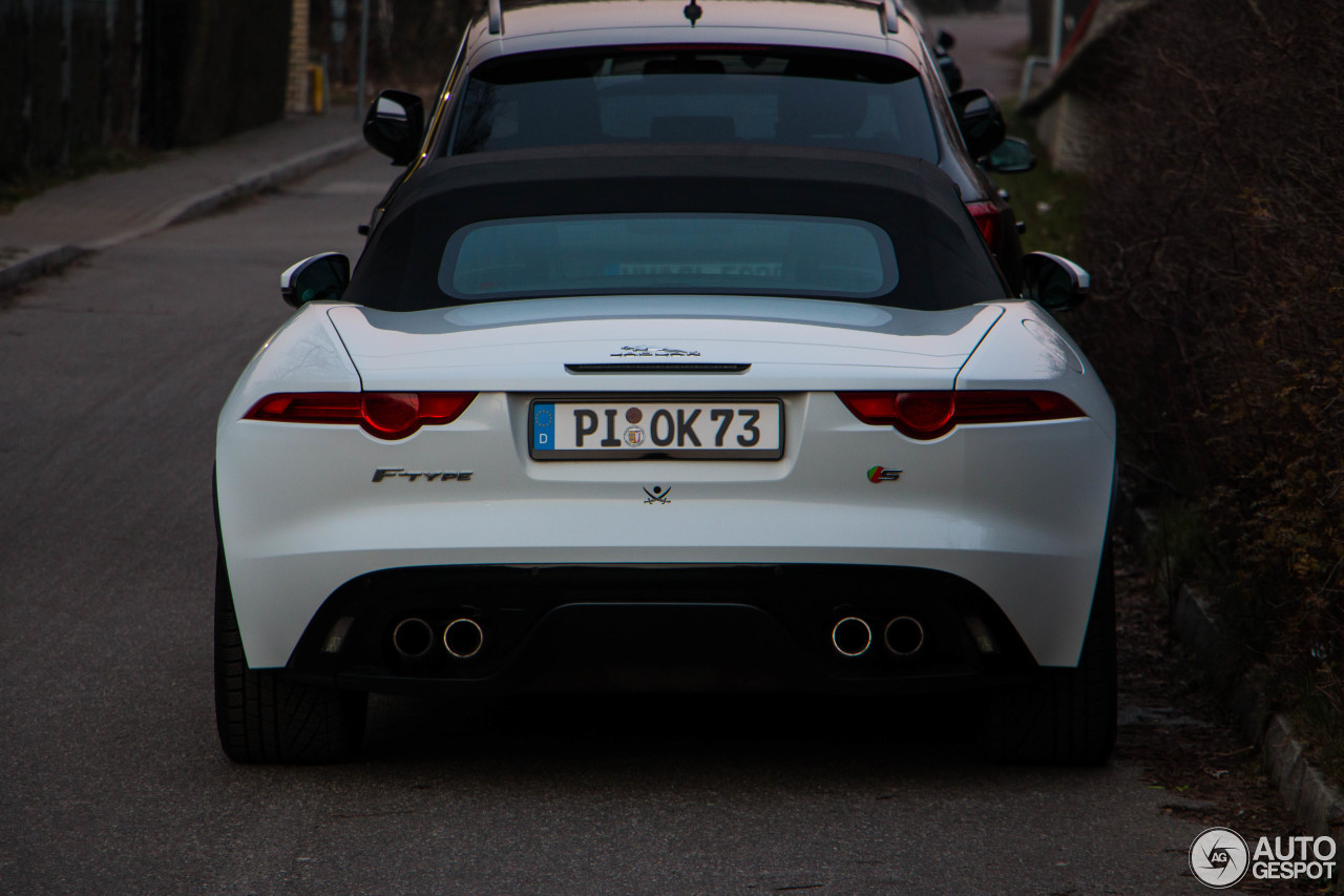 Jaguar F-TYPE S V8 Convertible