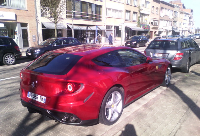 Ferrari FF