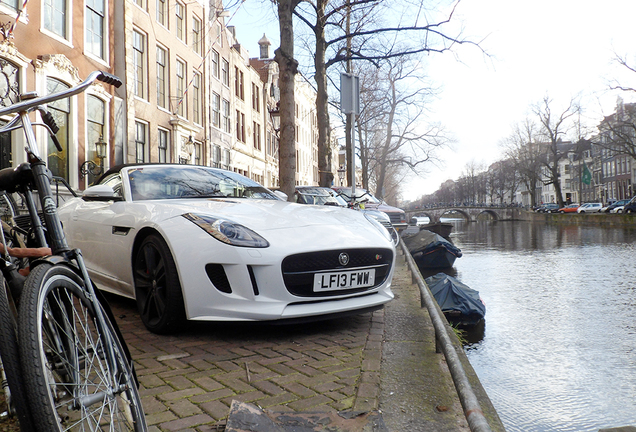 Jaguar F-TYPE S V8 Convertible