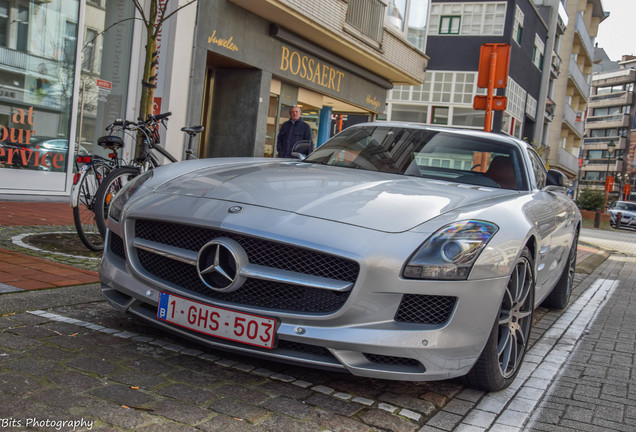 Mercedes-Benz SLS AMG