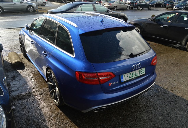 Audi RS4 Avant B8