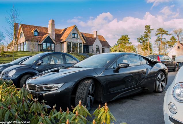 BMW i8