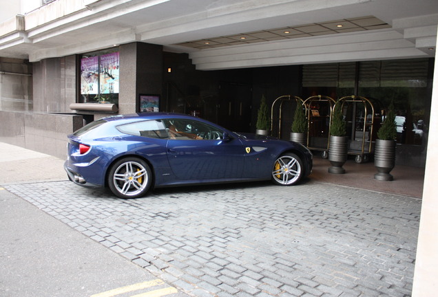 Ferrari FF