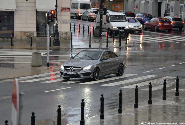 Mercedes-Benz CLA 45 AMG C117