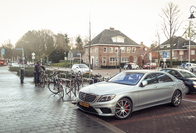 Mercedes-Benz S 63 AMG V222