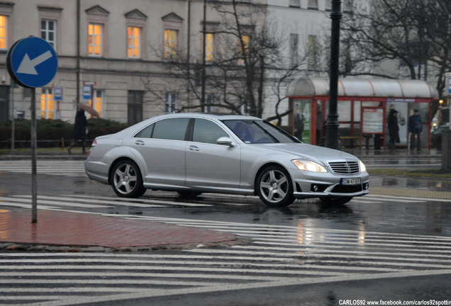 Mercedes-Benz S 63 AMG W221