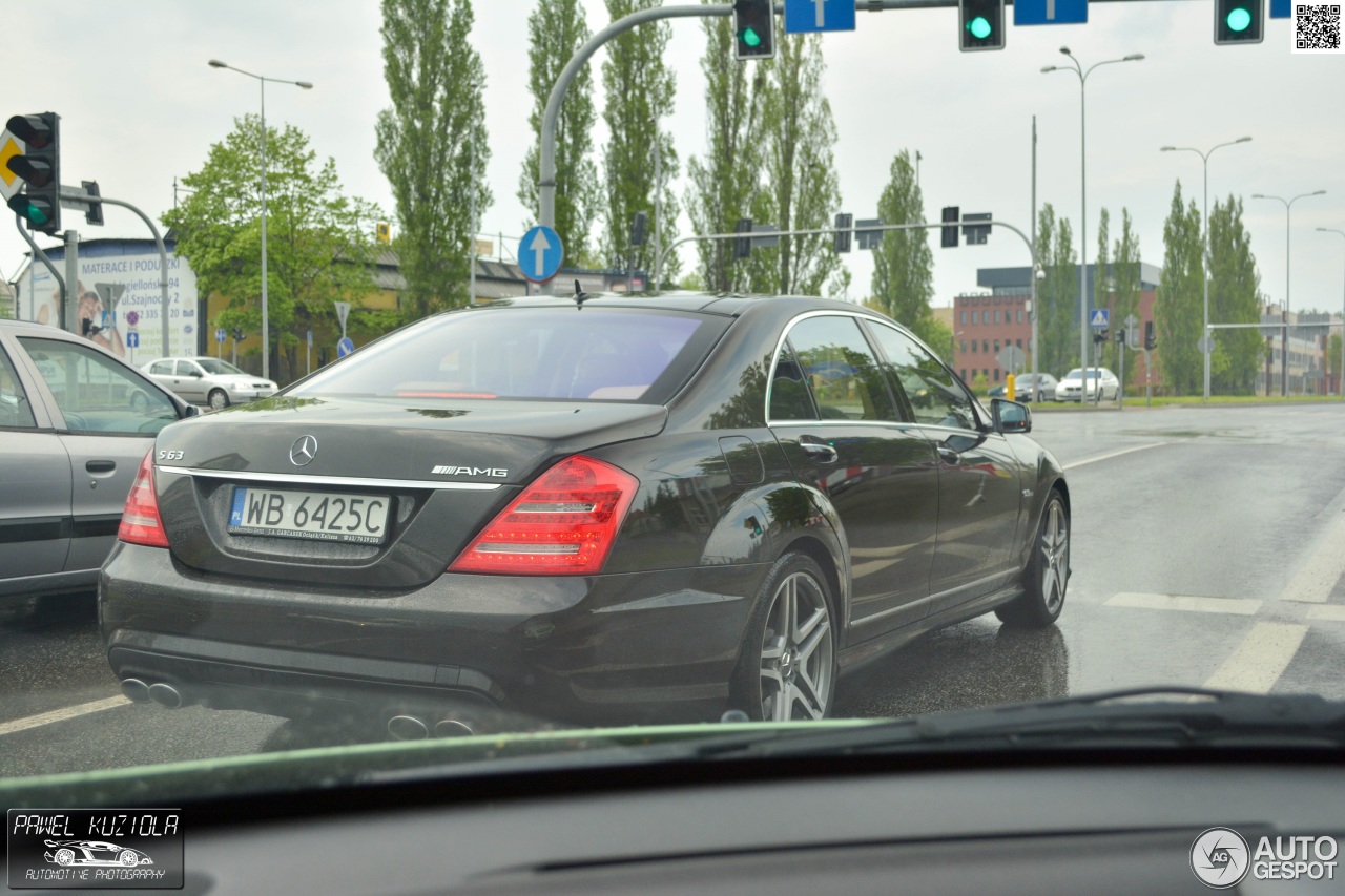 Mercedes-Benz S 63 AMG W221 2010