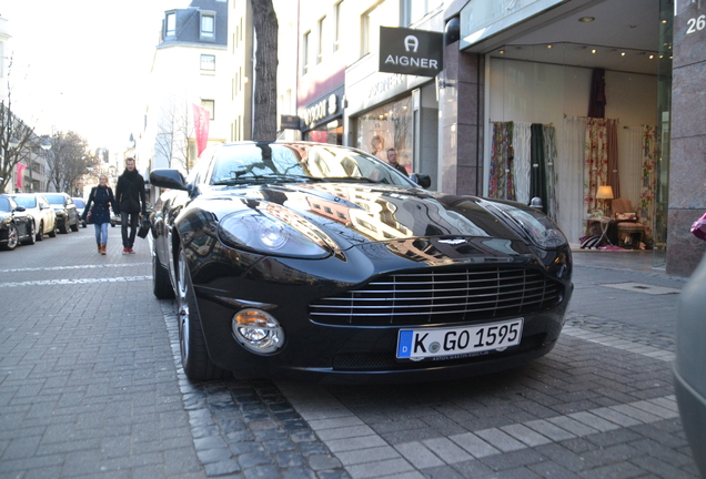 Aston Martin Vanquish S