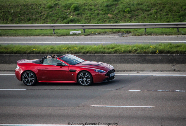 Aston Martin V12 Vantage Roadster