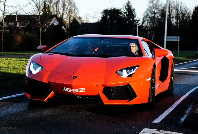 Lamborghini Aventador LP700-4