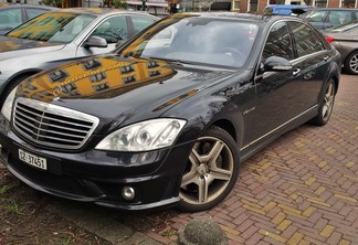 Mercedes-Benz S 65 AMG V221