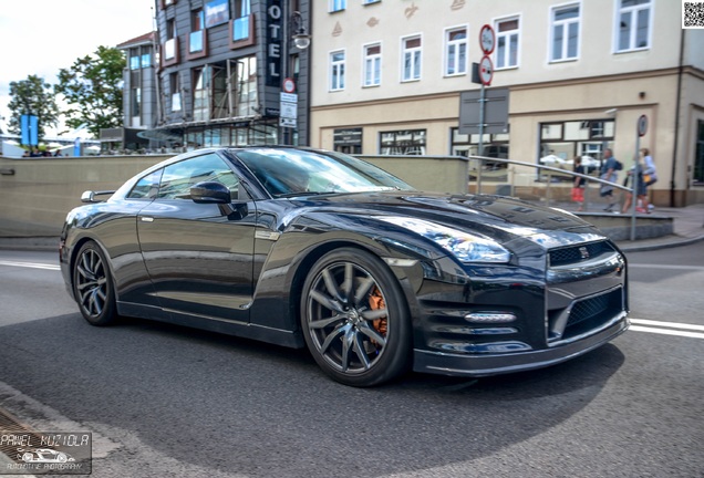 Nissan GT-R 2013