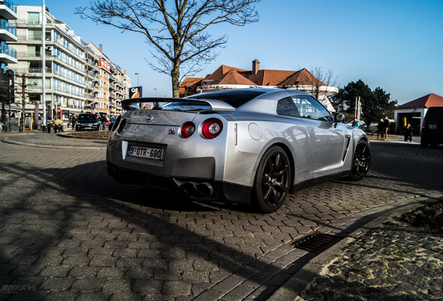 Nissan GT-R