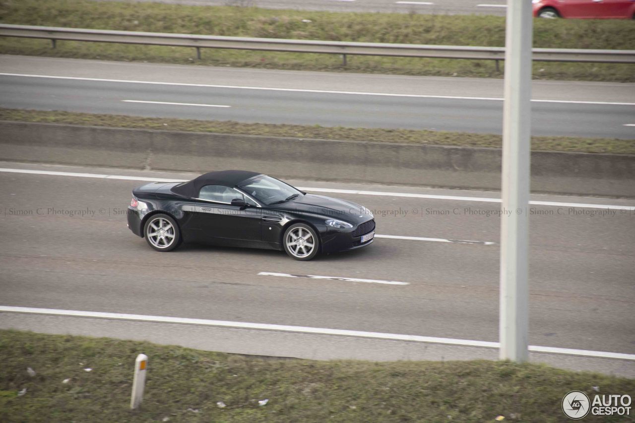 Aston Martin V8 Vantage Roadster